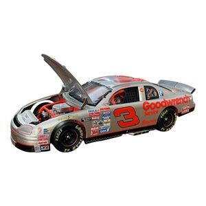 Dale Earnhardt #3 Silver Select 1995 Action Platinum 1:24 Scale Die‎ Cast Bank